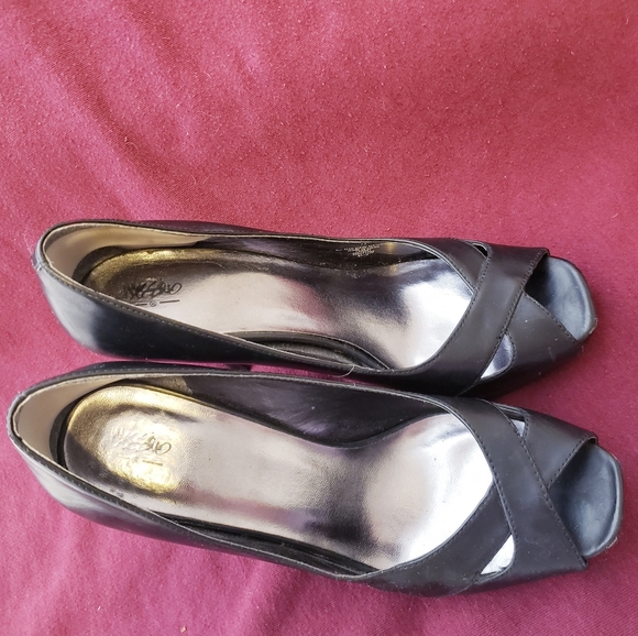 Black criss-cross stiletto heels by Mossimo sz 7.5 - Picture 3 of 10